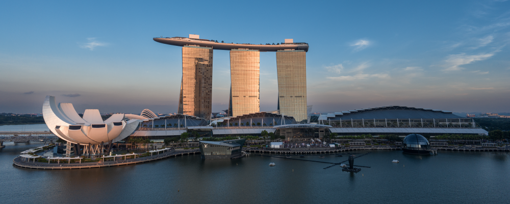 Marina Bay Sands Architecture: How Singapore Redefined Modern Urban Design