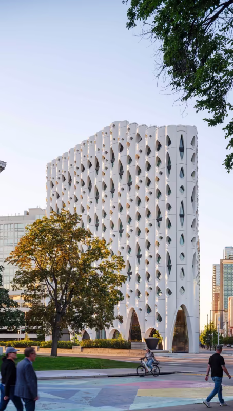 Read article: Populus Denver Architecture: How Studio Gang Designed the First Carbon-Positive Hotel